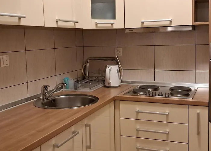 Modern Apart